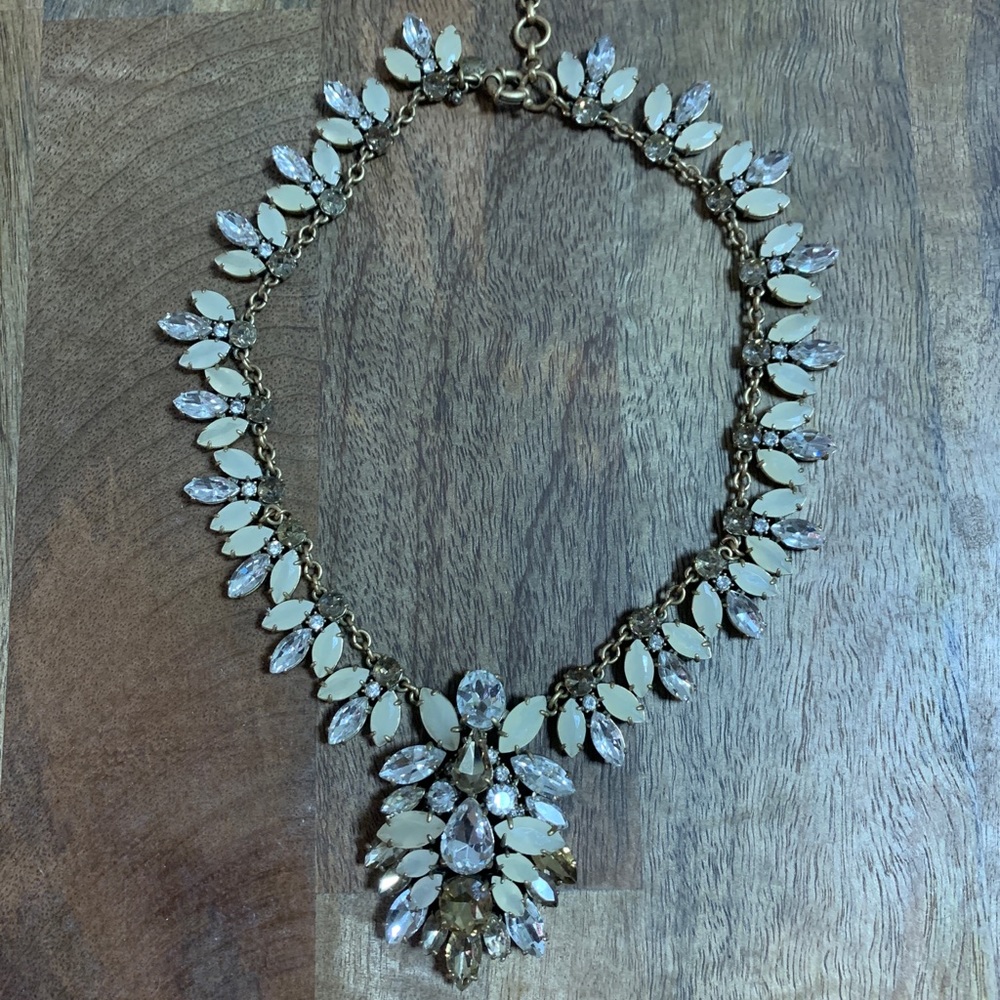 Statement necklace